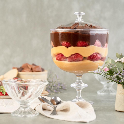 [103297] Taça Bombom de Morango Aberto